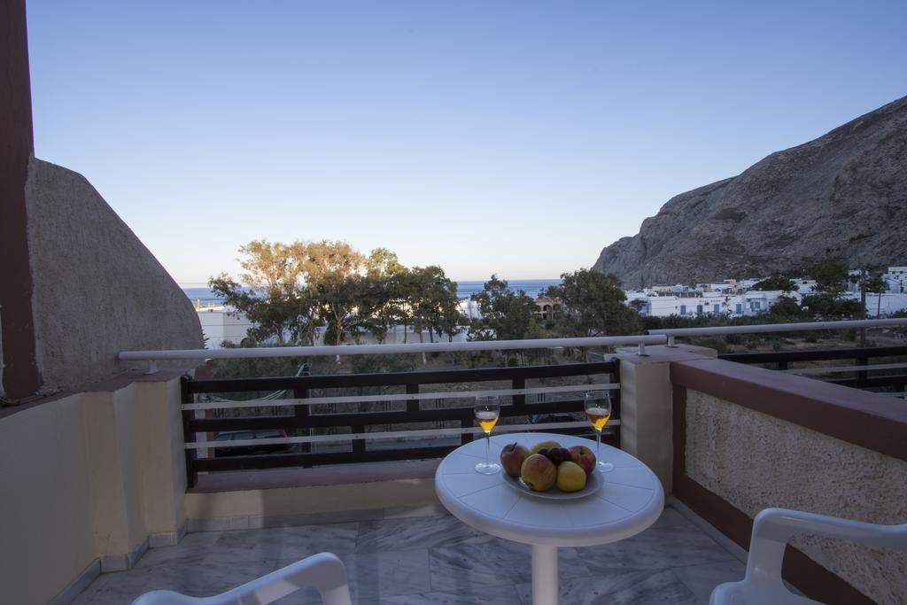 Hotel Adonis (Adults Only) Kamári 외부 사진