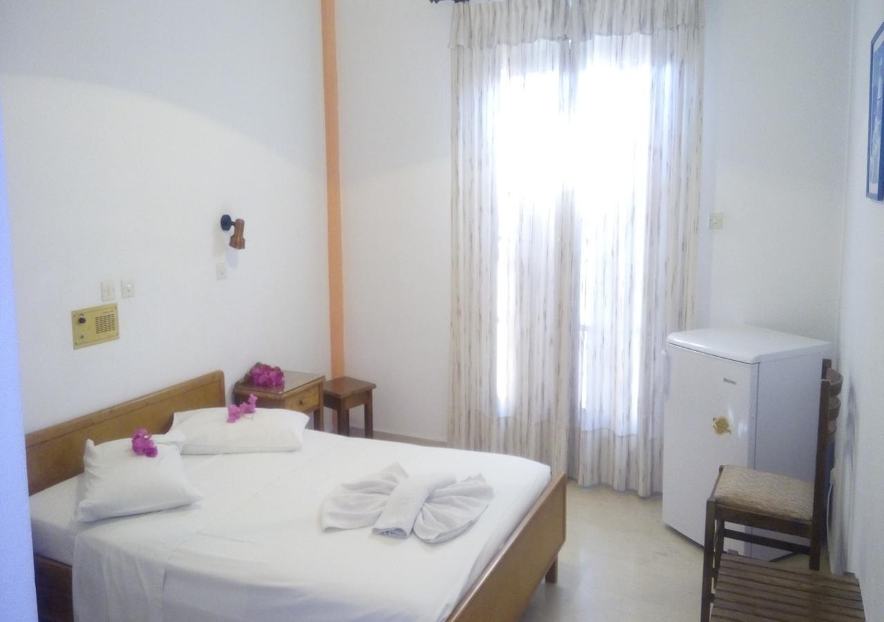 Hotel Adonis (Adults Only) Kamári 외부 사진