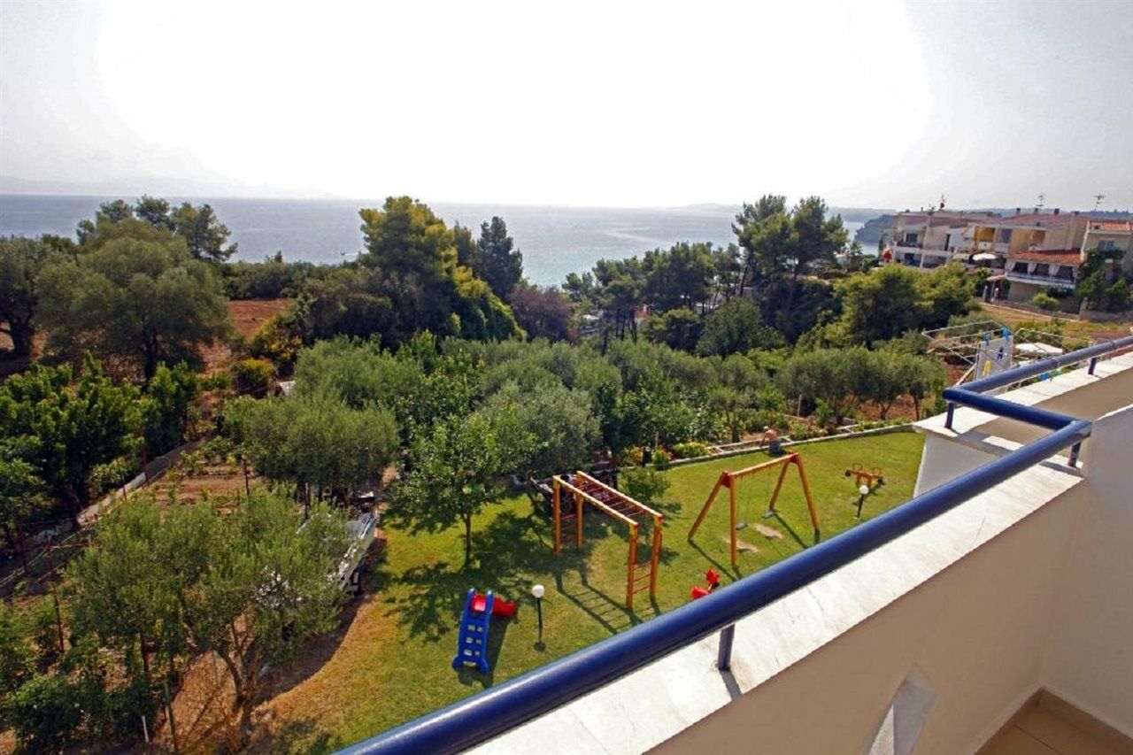 Hotel Adonis (Adults Only) Kamári 외부 사진